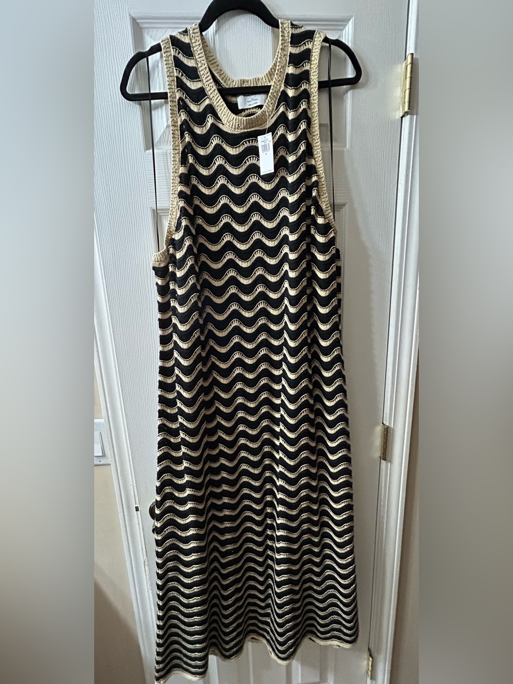 Old Navy Black and Cream Wave-Stripe Knit A-Line Dress